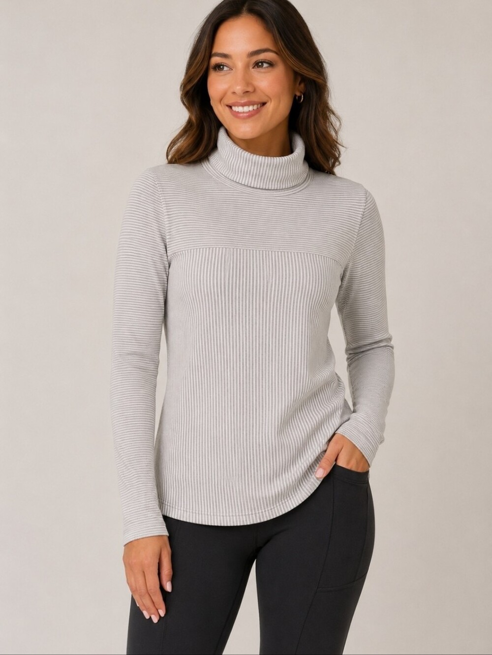 Athleta Flurry Base Layer Turtleneck Top Gray Stripe Long Sleeve Thumbholes Size